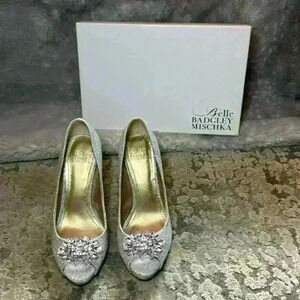 Belle Badgley Mischka Open Toe Silver Rhinestone Broach Heels - size 5.5
